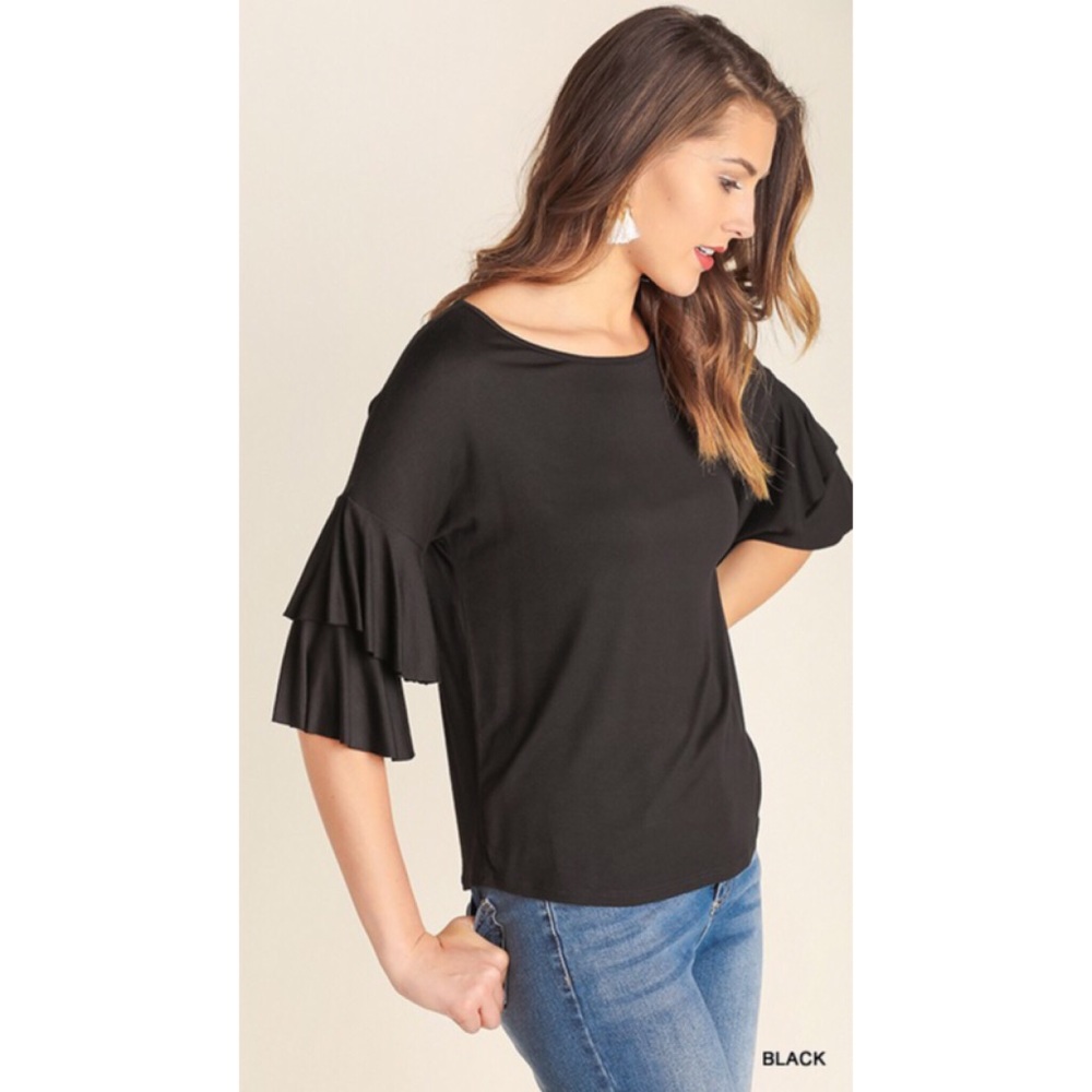 NWT! Blu Heaven Ruffle Sleeve Top